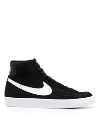 Baskets montantes en daim noires et blanches Nike