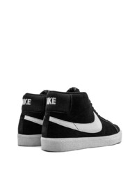 Baskets montantes en daim noires et blanches Nike