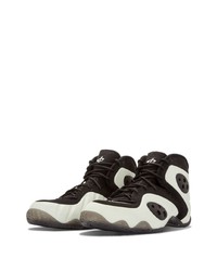 Baskets montantes en daim noires et blanches Nike