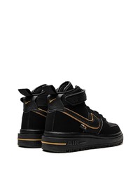 Baskets montantes en daim noires Nike