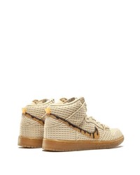 Baskets montantes en toile beiges Nike