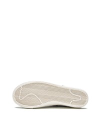 Baskets montantes en toile blanches et noires Nike