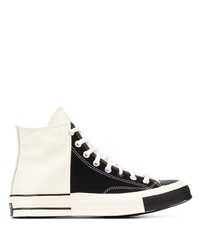 Baskets montantes en toile blanches et noires Converse