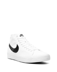 Baskets montantes en toile blanches et noires Nike