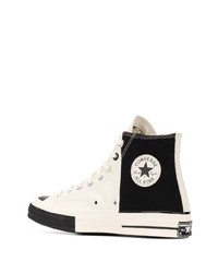 Baskets montantes en toile blanches et noires Converse