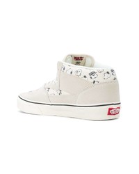 Baskets montantes en toile blanches Vans