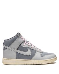 Baskets montantes en toile grises Nike