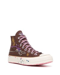 Baskets montantes en toile imprimées marron Converse