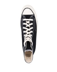 Baskets montantes en toile noires et blanches Converse