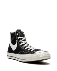 Baskets montantes en toile noires et blanches Converse