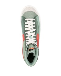 Baskets montantes en toile vert menthe Nike