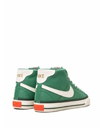 Baskets montantes en toile vertes Nike