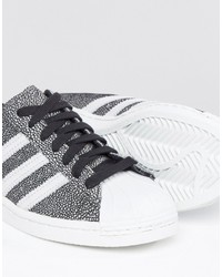 Baskets montantes imprimées noires adidas