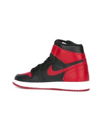 Baskets montantes rouge et noir Nike