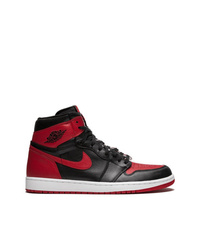 Baskets montantes rouge et noir Jordan