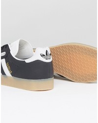 Baskets noires adidas