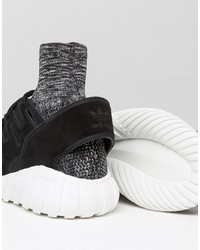 Baskets noires adidas