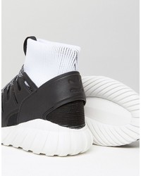 Baskets noires adidas