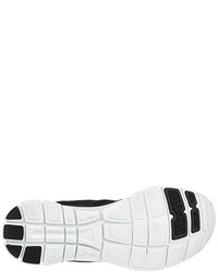 Baskets noires Skechers (SKEES)