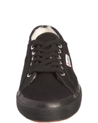 Baskets noires Superga