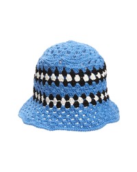 Bob en tricot bleu