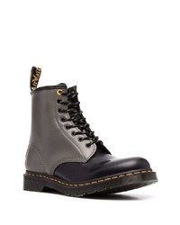 Bottes de loisirs en cuir gris foncé Dr. Martens