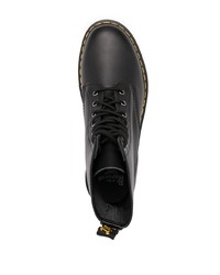 Bottes de loisirs en cuir noires Dr. Martens