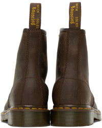 Bottes de loisirs en nubuck marron foncé Dr. Martens