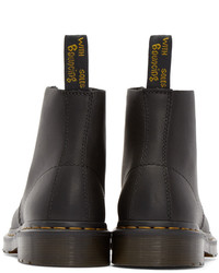 Bottes en cuir gris foncé Dr. Martens