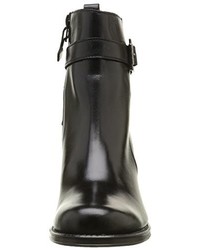 Bottes noires Elizabeth Stuart