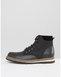 Bottes noires Lacoste