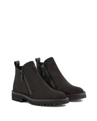 Bottines chelsea en daim noires Giuseppe Zanotti