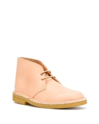 Bottines chukka en cuir beiges Clarks Originals