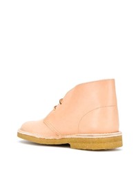 Bottines chukka en cuir beiges Clarks Originals