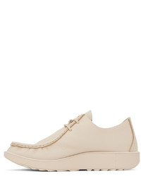 Bottines chukka en cuir beiges At.Kollektive