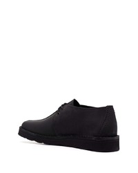 Bottines chukka en cuir noires Clarks