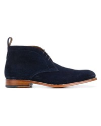 Bottines chukka en daim bleu marine Grenson