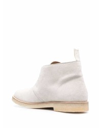 Bottines chukka en daim grises Common Projects