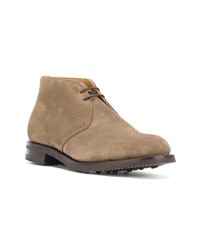 Bottines chukka en daim marron clair Church's