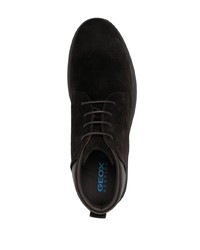 Bottines chukka en daim marron foncé Geox