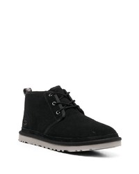 Bottines chukka en daim noires UGG