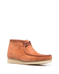 Bottines chukka en daim tabac Clarks Originals