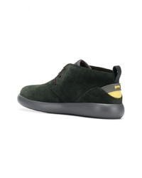 Bottines chukka en daim vert foncé Camper