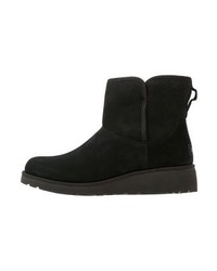 Bottines compensées noires UGG