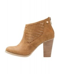 Bottines en cuir marron clair XTI