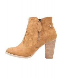 Bottines en cuir marron clair XTI