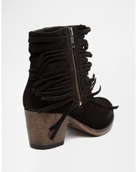 Bottines en daim à franges noires