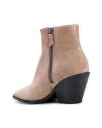 Bottines en daim marron clair Casadei