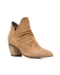 Bottines en daim marron clair Officine Creative