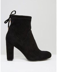 Bottines en daim noires Carvela